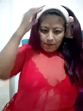 LaylaWinxxx online show from February 2, 2026, 3:27 am