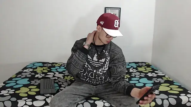 Snapshot of Vlad__night chatting on March 9, 2026, 3:21 am Vlad night online show from March 9, 2026, 3:21 am