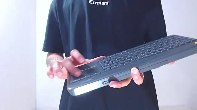 Snapshot of Vlad__night chatting on March 23, 2026, 3:32 am Vlad night online show from March 23, 2026, 3:32 am