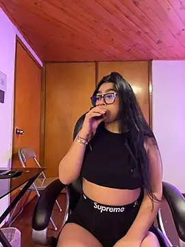 Violetta pinkk1 online show from February 21, 2026, 4:02 am