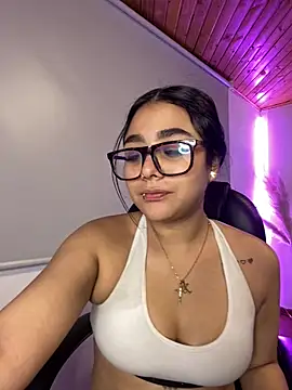 Violetta pinkk1 online show from March 6, 2026, 12:18 am