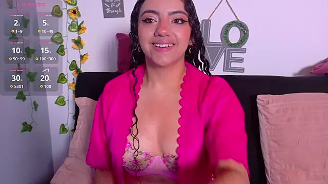 emiily curly online show from May 6, 2026, 11:59 am