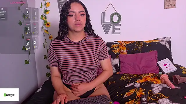 emiily curly online show from June 19, 2026, 12:20 pm