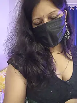 Snapshot of noty_girl2 chatting on August 5, 2026, 6:11 pm noty girl2 online show from August 5, 2026, 6:11 pm