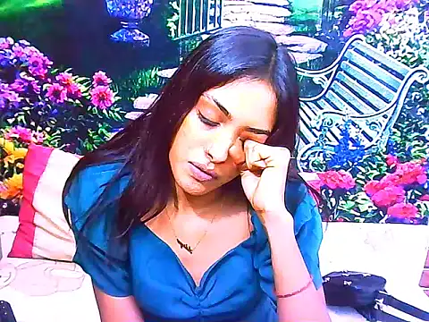 IndianPretty14u2Luv online show from May 6, 2026, 5:14 am