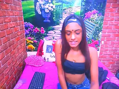 IndianPretty14u2Luv online show from June 15, 2026, 5:09 am