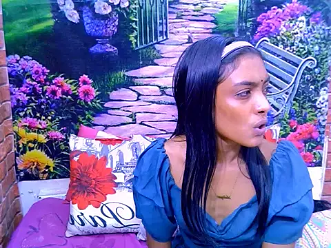 Snapshot of IndianPretty14u2Luv chatting on July 4, 2026, 5:13 am IndianPretty14u2Luv online show from July 4, 2026, 5:13 am