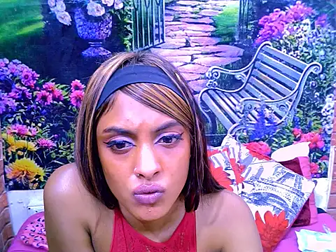 Snapshot of IndianPretty14u2Luv chatting on July 28, 2026, 12:48 pm IndianPretty14u2Luv online show from July 28, 2026, 12:48 pm