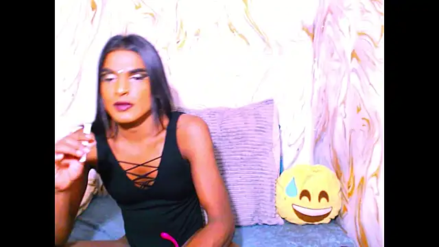 spicybarbie online show from April 25, 2026, 6:16 pm