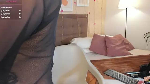 SalomeStorm  online show from February 10, 2026, 1:59 pm