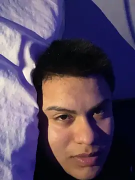 andresmahecha777 online show from March 13, 2026, 3:57 am