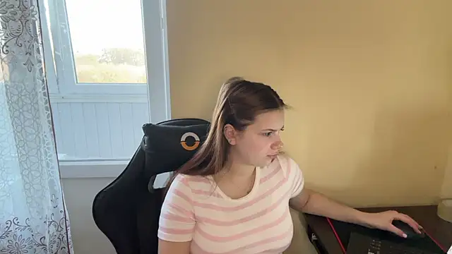 Snapshot of SoftIris_ chatting on March 14, 2026, 6:30 am SoftIris online show from March 14, 2026, 6:30 am