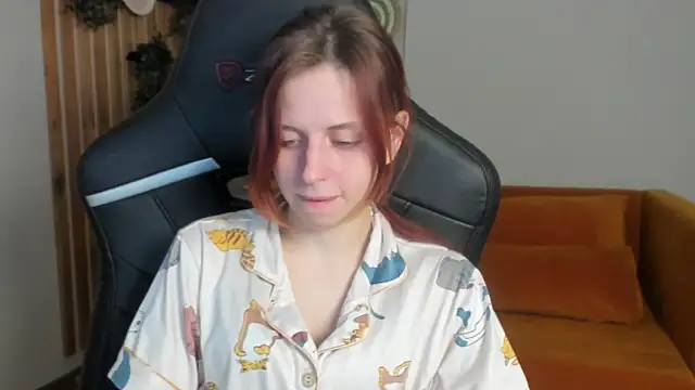 FreyaVey online show from March 18, 2026, 5:27 pm