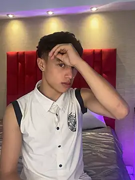 Dominik Souza online show from March 12, 2026, 3:56 am