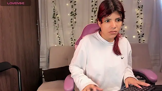 Snapshot of nereadelrey chatting on February 5, 2026, 1:05 pm nereadelrey online show from February 5, 2026, 1:05 pm