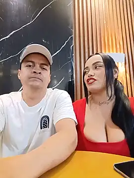 eliclasss online show from June 21, 2026, 9:39 pm