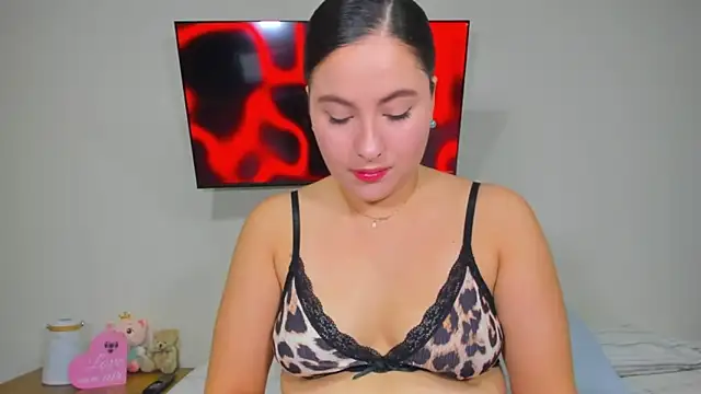Alessandra 01 online show from June 23, 2026, 2:20 am