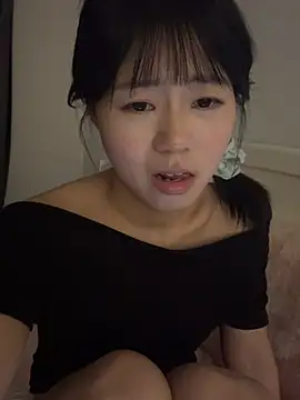 Snapshot of Nana-3 chatting on March 8, 2026, 8:56 pm Nana-3 online show from March 8, 2026, 8:56 pm