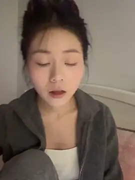 Snapshot of Nana-3 chatting on March 12, 2026, 3:29 pm Nana-3 online show from March 12, 2026, 3:29 pm