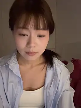 Snapshot of Nana-3 chatting on April 9, 2026, 3:50 pm Nana-3 online show from April 9, 2026, 3:50 pm