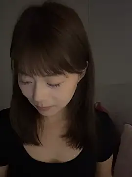 Snapshot of Nana-3 chatting on April 11, 2026, 4:00 pm Nana-3 online show from April 11, 2026, 4:00 pm