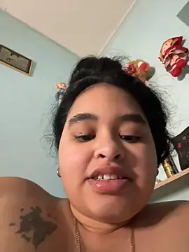 Aloyenita online show from February 11, 2026, 9:03 am