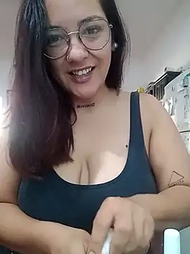 kuramaqueen online show from February 10, 2026, 6:45 pm