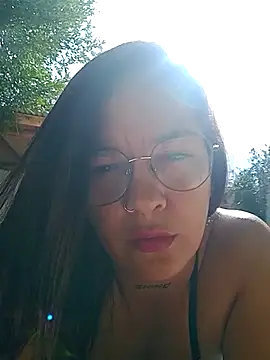 kuramaqueen online show from February 25, 2026, 7:12 pm