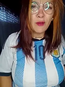 kuramaqueen online show from June 20, 2026, 1:03 pm