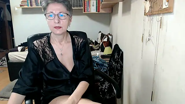 Snapshot of katemodel chatting on October 17, 2025, 6:38 am katemodel online show from October 17, 2025, 6:38 am