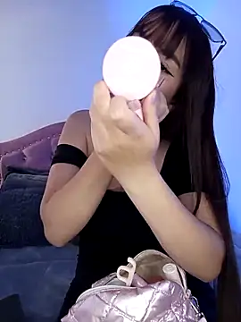 angel naturall online show from March 10, 2026, 9:31 pm