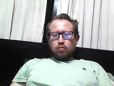 Ecuhot8976 online show from July 4, 2026, 3:56 am