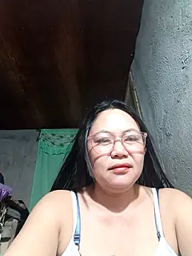 hotpinay 45 online show from April 27, 2026, 8:29 pm