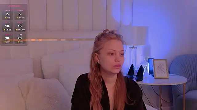 MollyHilton online show from March 27, 2026, 6:18 pm