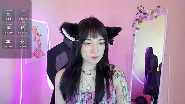 Snapshot of AliceeinWonderlanddd chatting on June 12, 2026, 3:27 am AliceeinWonderlanddd online show from June 12, 2026, 3:27 am