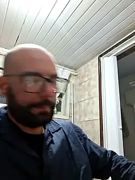 Robsonitj90 online show from July 15, 2026, 2:39 am