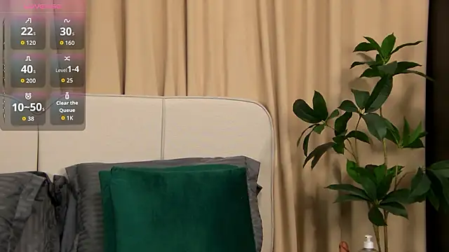 GinaMencee online show from February 25, 2026, 7:45 pm