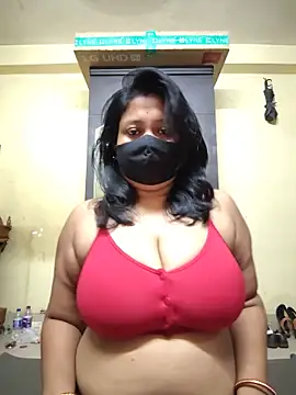 Curvy Trisha online show from June 19, 2026, 12:42 pm