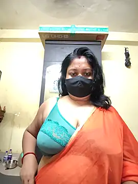 Curvy Trisha online show from June 24, 2026, 3:11 pm