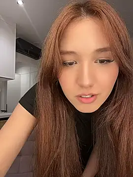 Anna Elfii online show from June 14, 2026, 7:49 pm