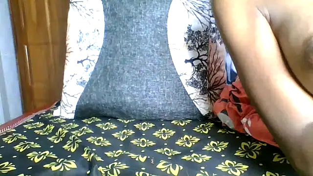 Littlegoddess19 online show from April 29, 2026, 2:59 am