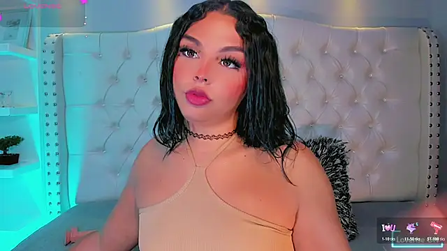Snapshot of Maia_Hotts chatting on June 27, 2026, 8:03 pm Maia Hotts online show from June 27, 2026, 8:03 pm