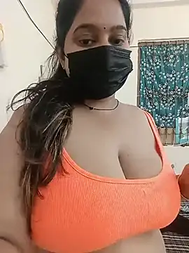 Snapshot of Aliya_Hott chatting on July 18, 2026, 5:06 pm Aliya Hott online show from July 18, 2026, 5:06 pm