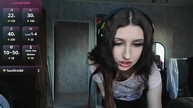 you bestlover   online show from February 9, 2026, 1:26 pm