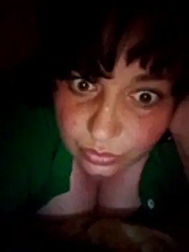 sara222619 online show from May 6, 2026, 7:41 pm