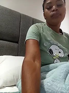 crazylove1985 online show from February 17, 2026, 12:12 pm