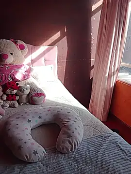 Snapshot of MimiSoftie chatting on March 20, 2026, 9:19 pm MimiSoftie online show from March 20, 2026, 9:19 pm