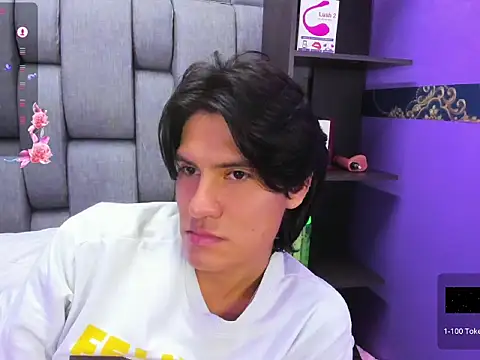 Alexx North online show from February 2, 2026, 11:42 am