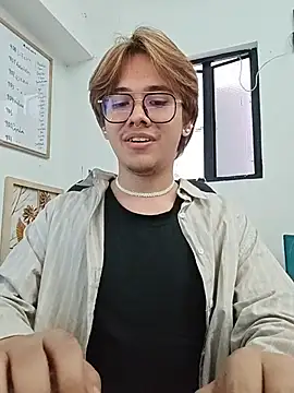 benji vampire online show from February 11, 2026, 10:48 pm