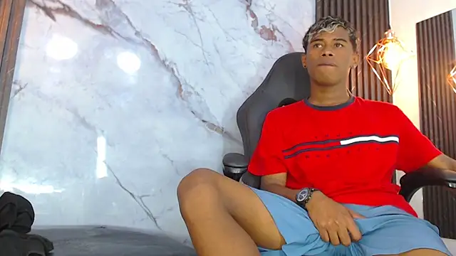 TonnyMarck online show from March 20, 2026, 2:49 am